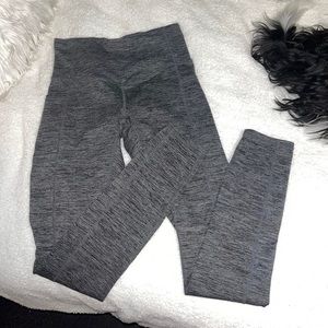 grey yoga leggings